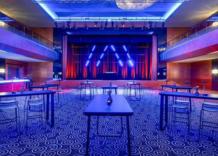 Hotels With Four Stars Maritim Duesseldorf